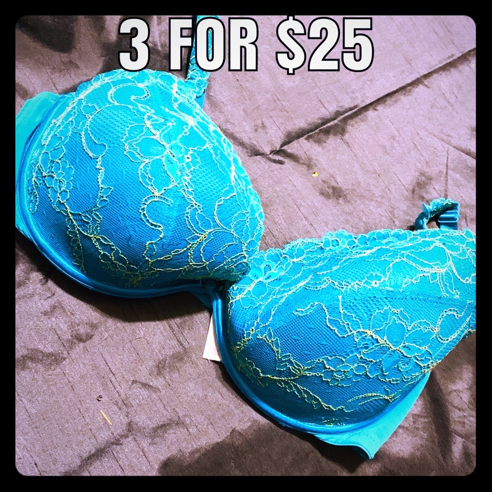 40DD blue bra with yellow lace